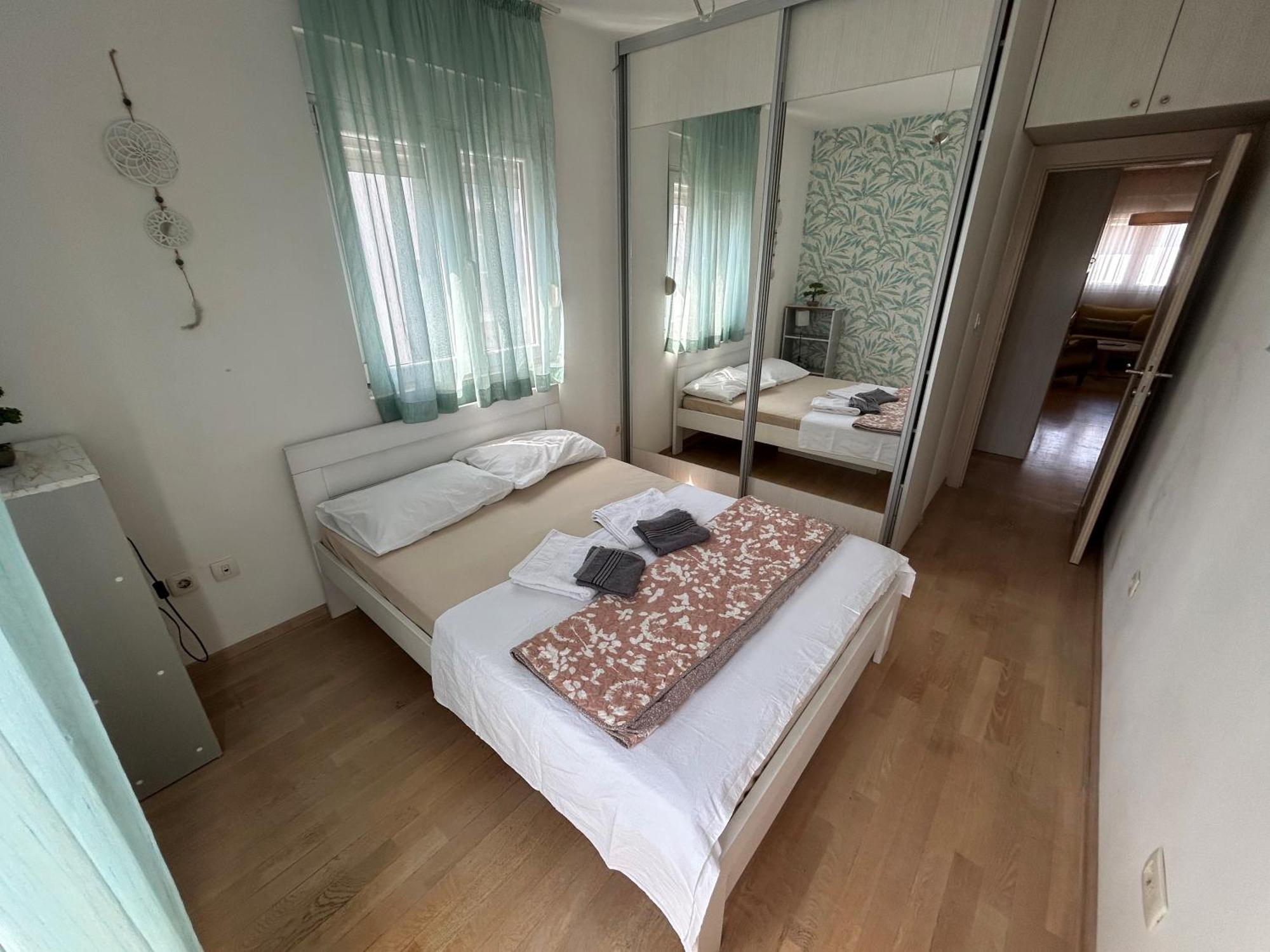 Ana'S 2 Bedrooms Lovely Flat พอดโกริกา ภายนอก รูปภาพ
