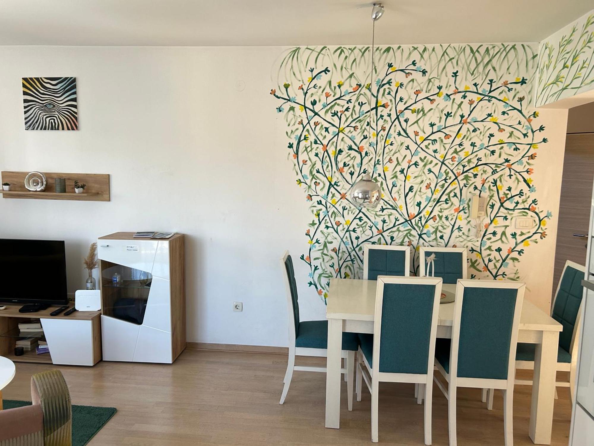 Ana'S 2 Bedrooms Lovely Flat พอดโกริกา ภายนอก รูปภาพ