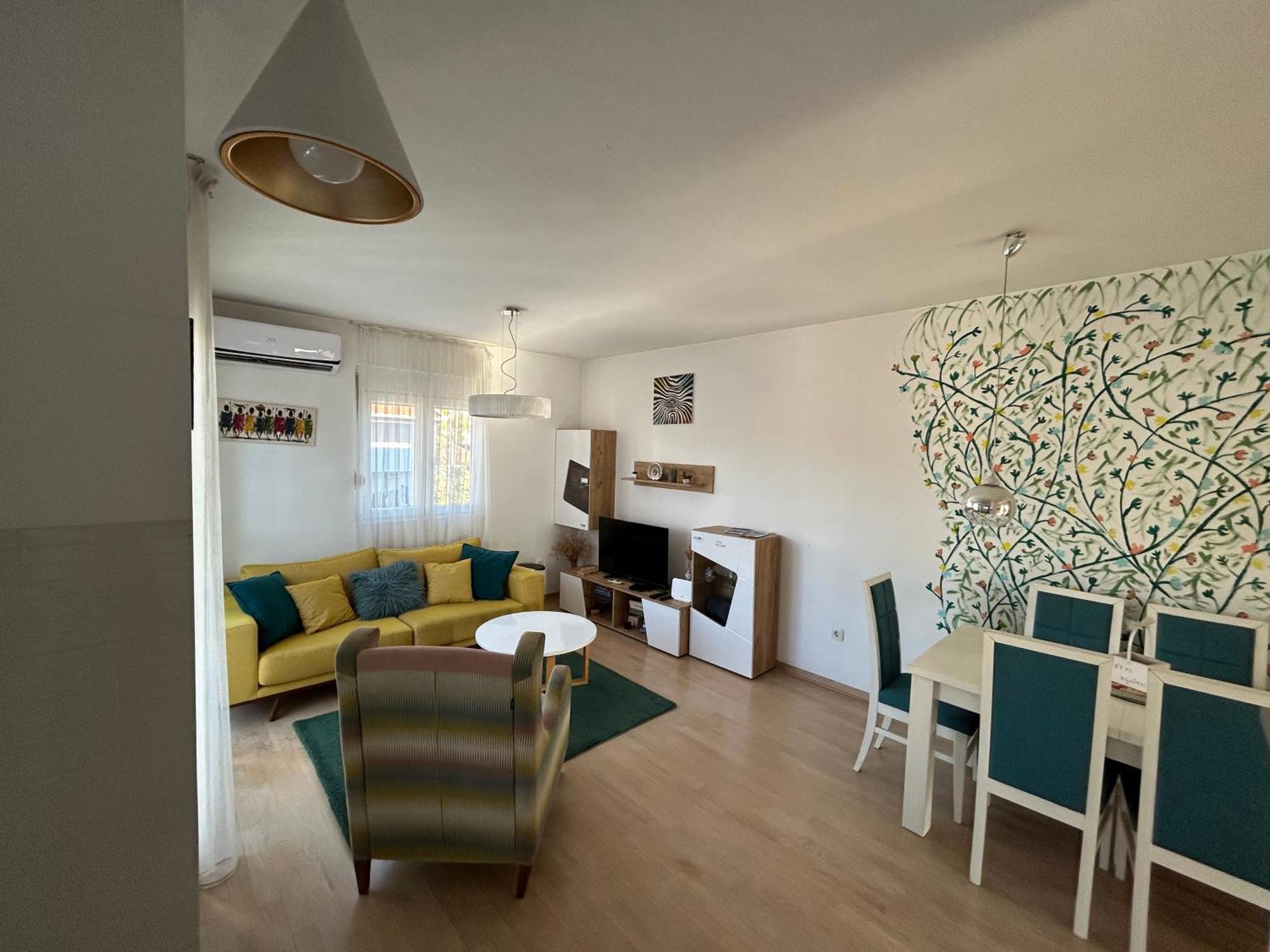 Ana'S 2 Bedrooms Lovely Flat พอดโกริกา ภายนอก รูปภาพ
